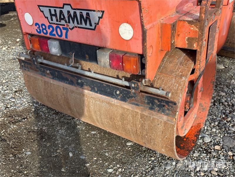 Hamm HD12 Double Drum Roller مداحل ثنائية الاسطوانة