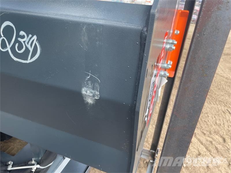 Handy HNSB72 Skid Steer Snowblower (Unused) 除雪機