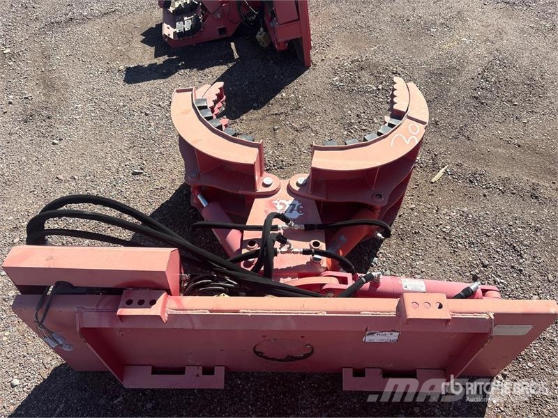 Handy HRTH43 Rotating Rock & Tree Handler Skid Steer Gra Αρπάγες