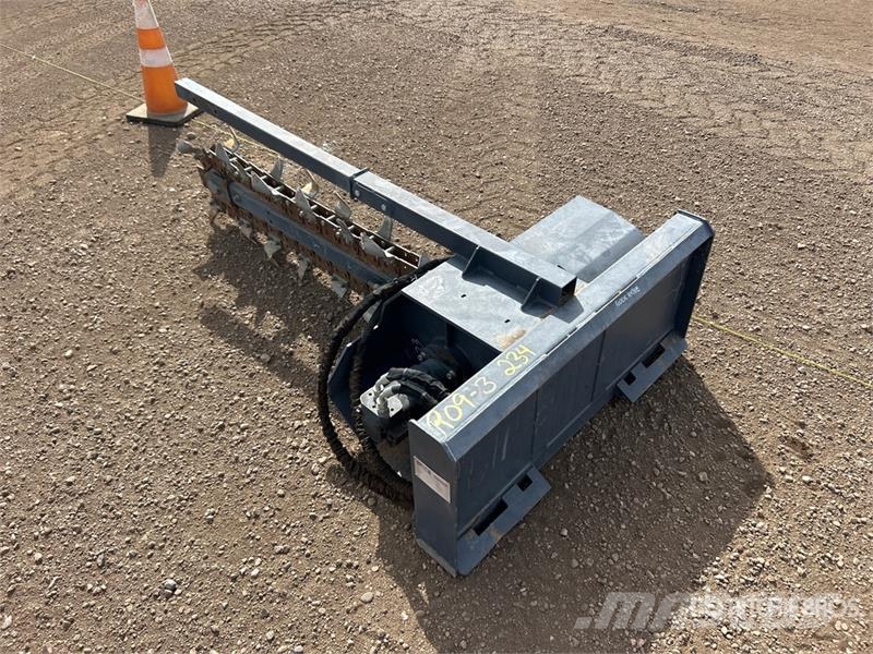 Handy HST48 60 in Skid Steer Trencher 트렌처