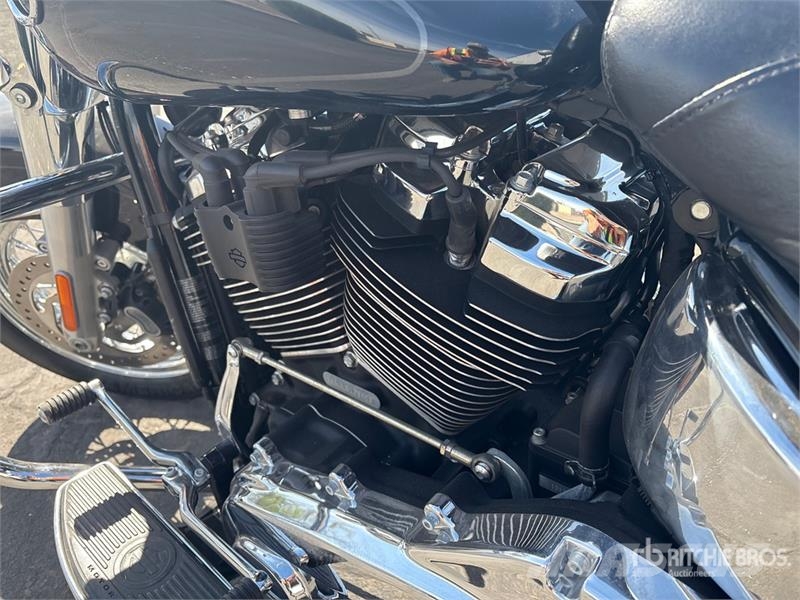 Harley-Davidson FLHTCU Automašīnas