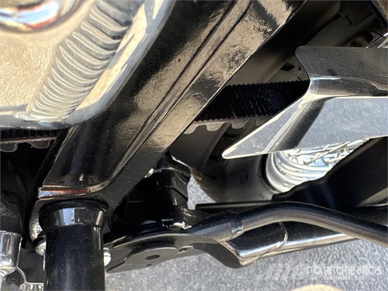 Harley-Davidson FLHTCU Automašīnas