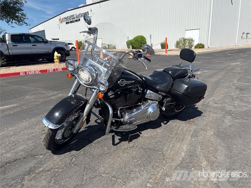 Harley-Davidson FLHTCU Automašīnas