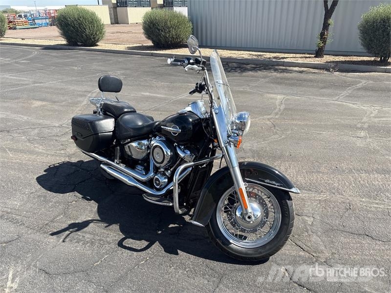 Harley-Davidson FLHTCU Automašīnas