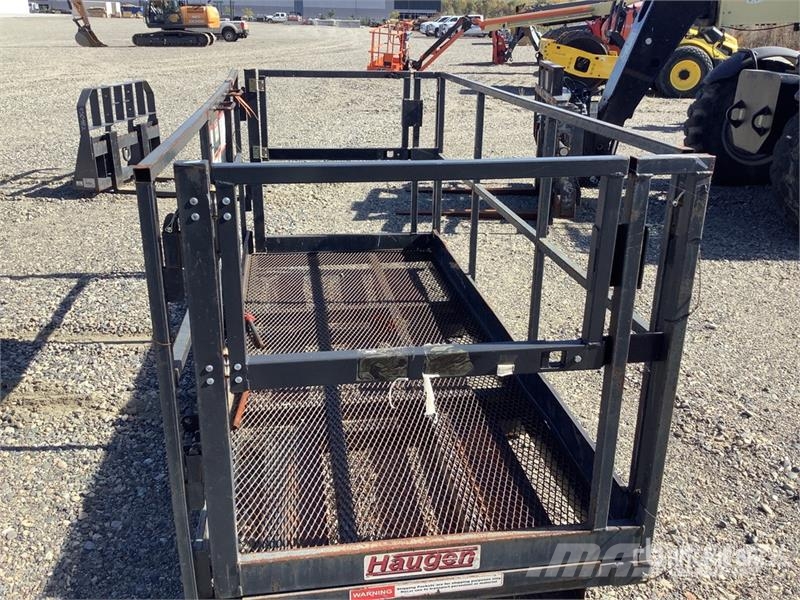 Haugen MWP4X116 114 in Personnel Basket Vertikalna dvigala