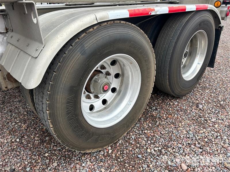 Heil 1040 cft T/A Pneumatic Bulk Trailer Citas piekabes