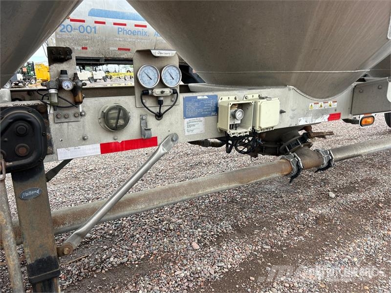 Heil 1040 cft T/A Pneumatic Bulk Trailer Citas piekabes