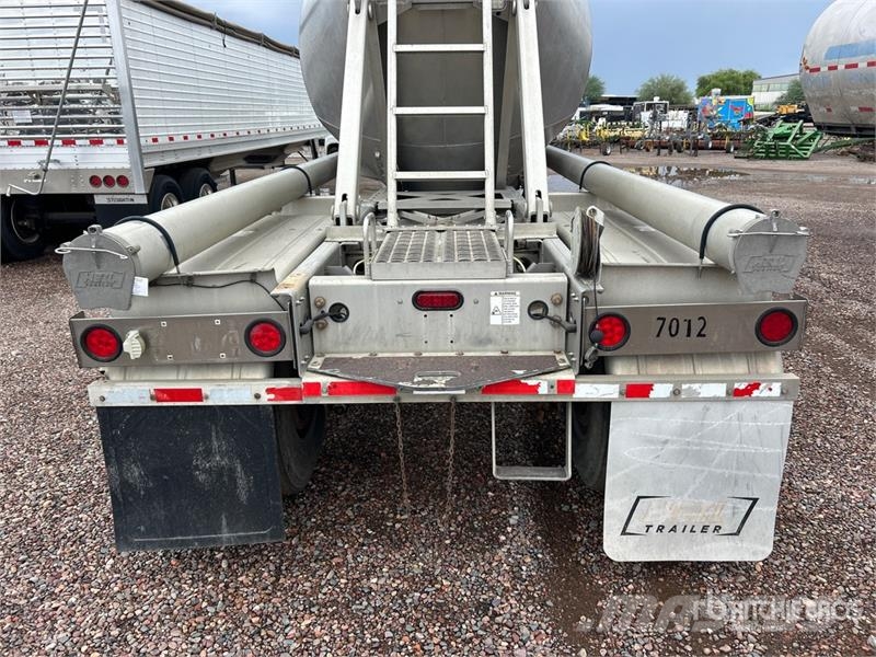 Heil 1040 cft T/A Pneumatic Bulk Trailer Citas piekabes