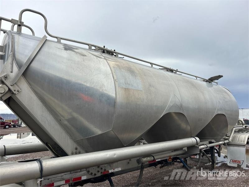 Heil 1040 cft T/A Pneumatic Bulk Trailer Citas piekabes