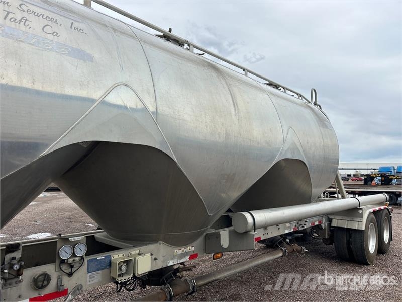 Heil 1040 cft T/A Pneumatic Bulk Trailer Citas piekabes
