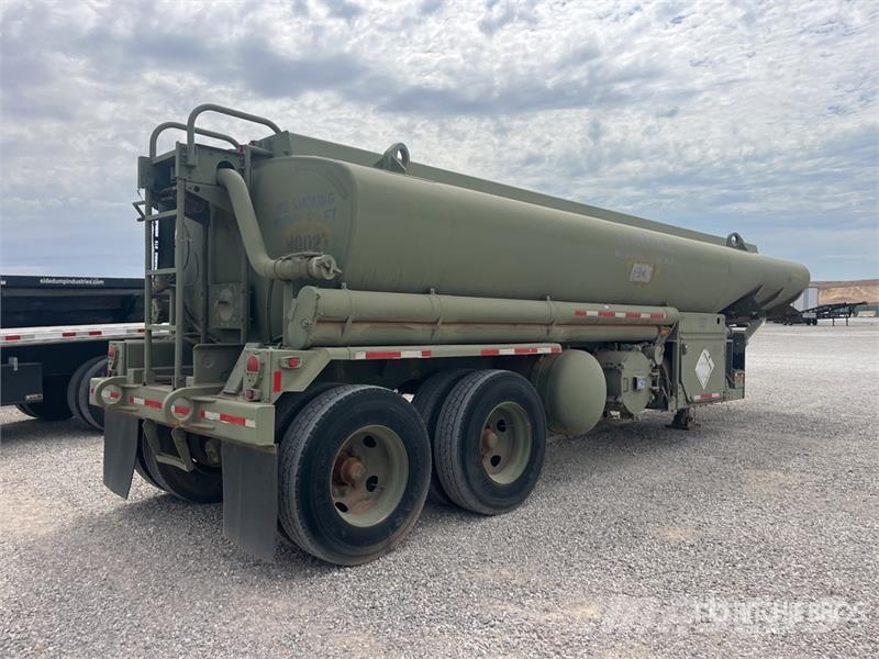 Heil MK970 5000 gal T/A Tanker Trailer Tanker trailers