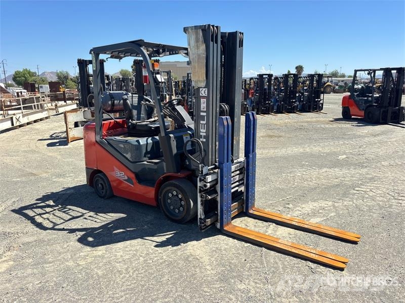 Heli CPYD32C-KU1H 4997 lb Forklift Gaffeltrucker - Annet