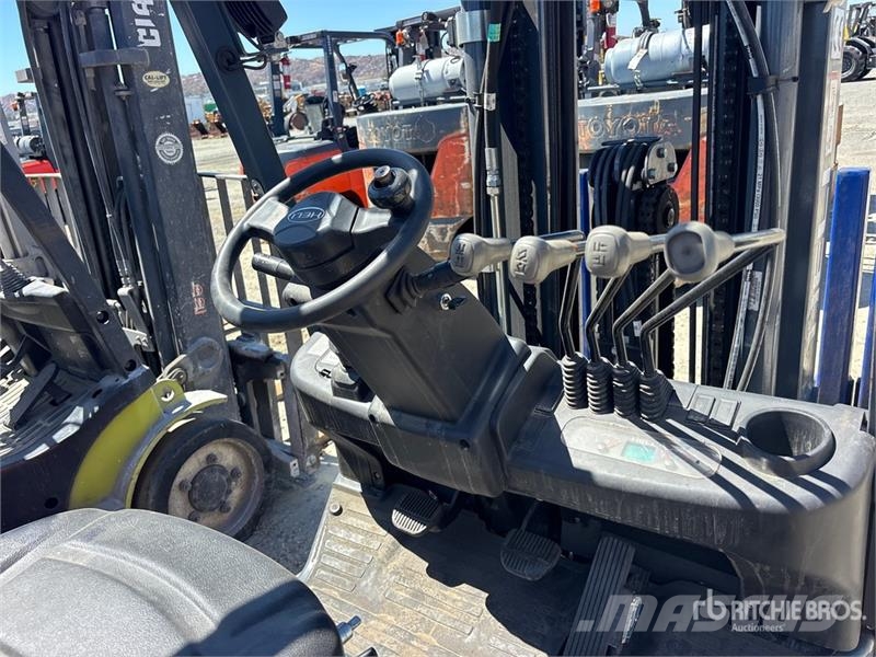 Heli CPYD32C-KU1H 4997 lb Forklift Gaffeltrucker - Annet
