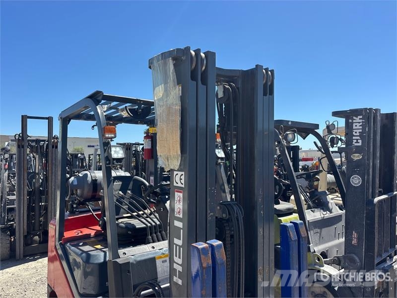 Heli CPYD32C-KU1H 4997 lb Forklift Gaffeltrucker - Annet