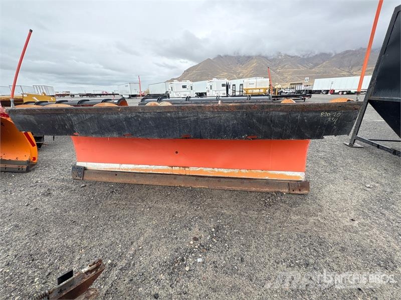 Henderson 11 ft Snow Plow Lame pentru dezapezire si pluguri