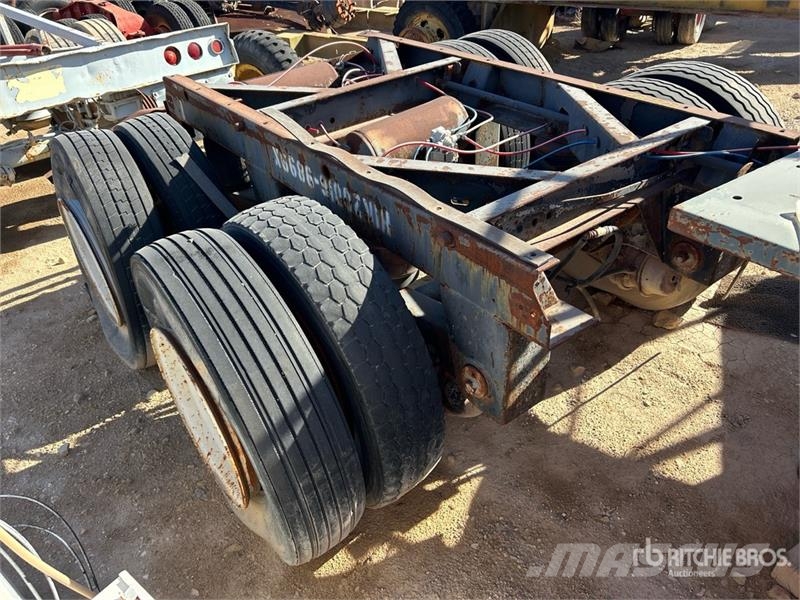  Hendrickson HIK20016-9899X Tandem Sliding Axle Osovine
