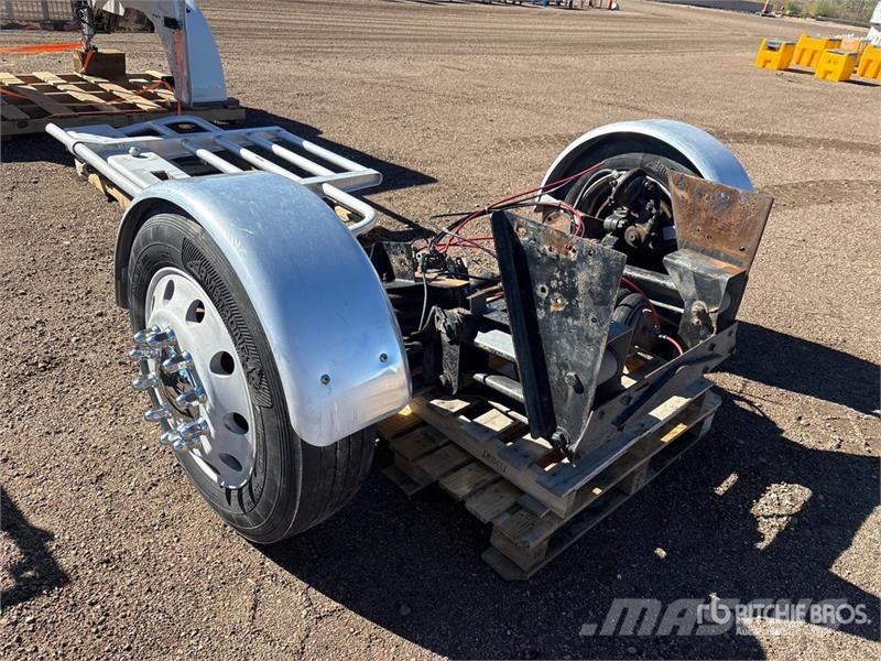  Hendrickson Steerable Pusher Truck Axle Pašizgāzējs