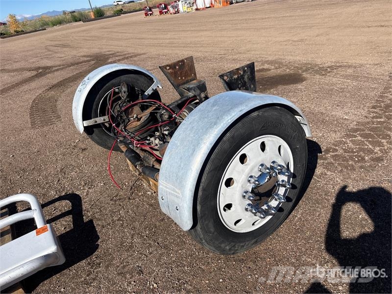  Hendrickson Steerable Pusher Truck Axle Pašizgāzējs