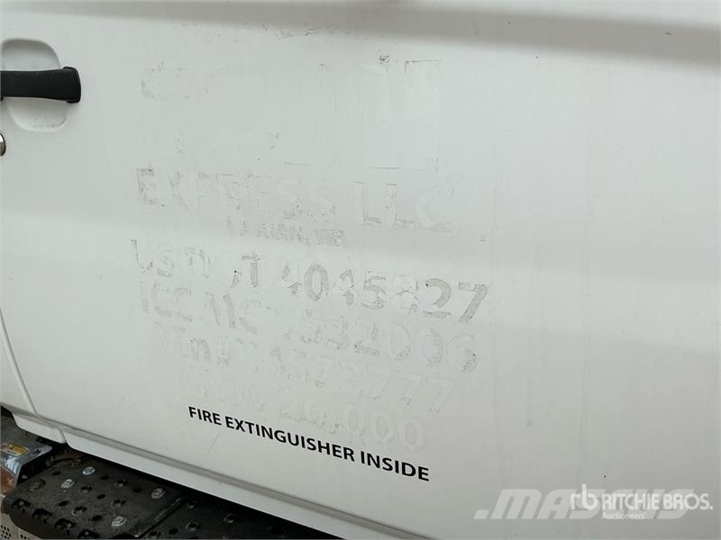 Hino 268 Dobozos teherautók