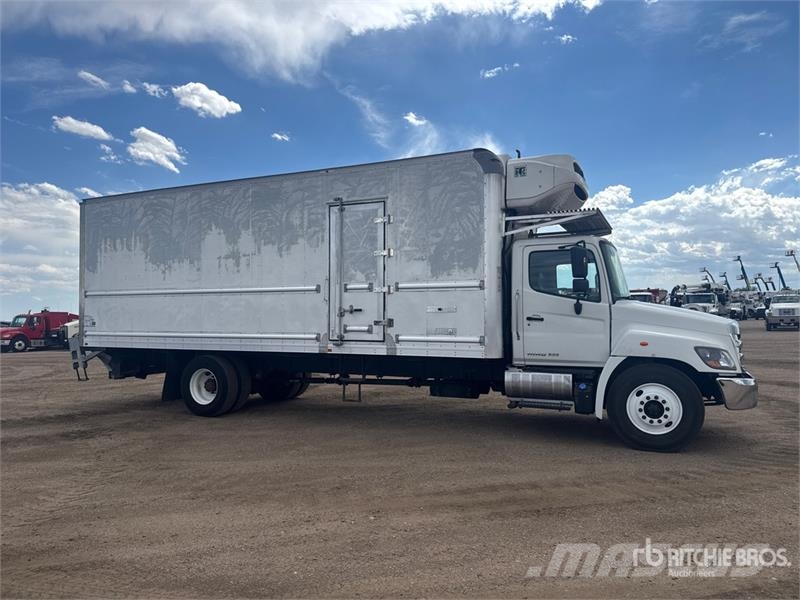 Hino 268 شاحنات بدرجة حرارة قابلة للضبط