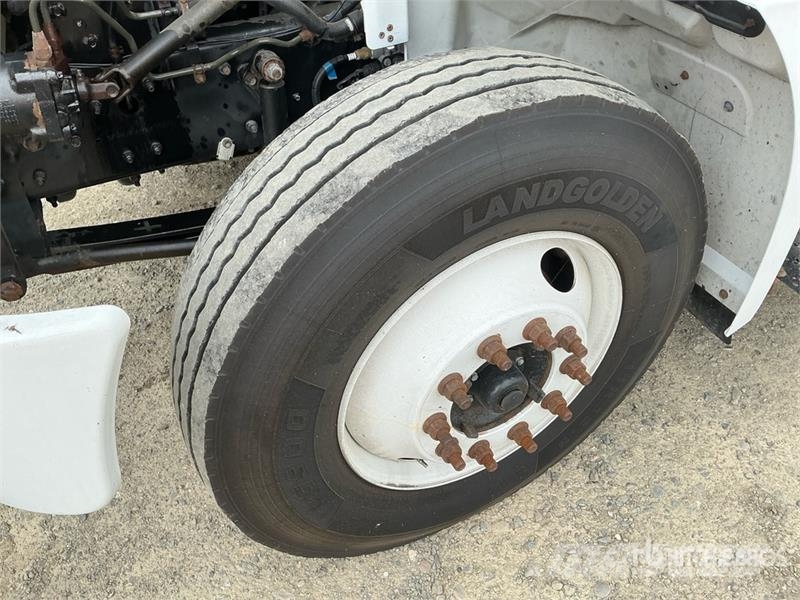 Hino 268 Dobozos teherautók
