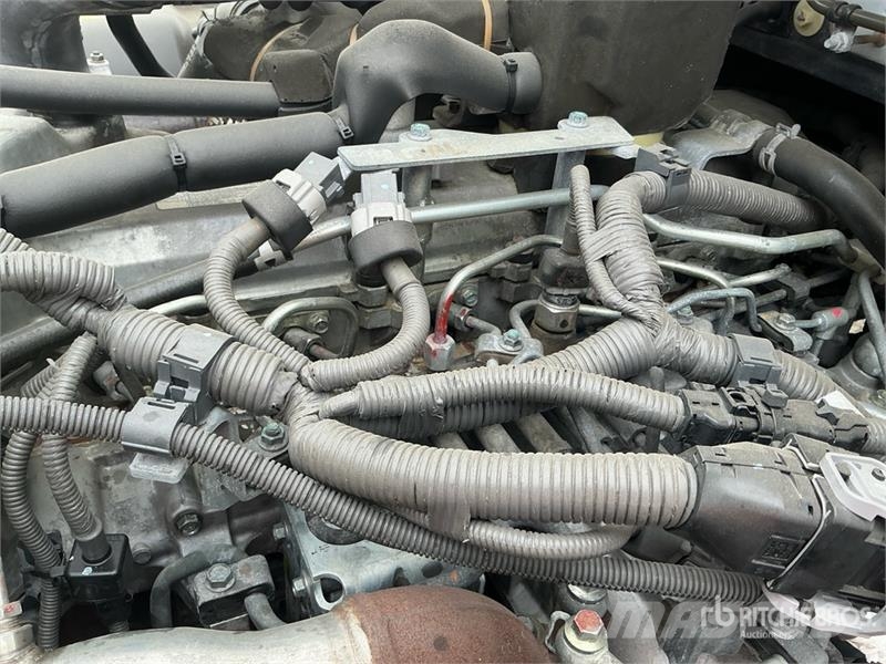 Hino 268 Dobozos teherautók