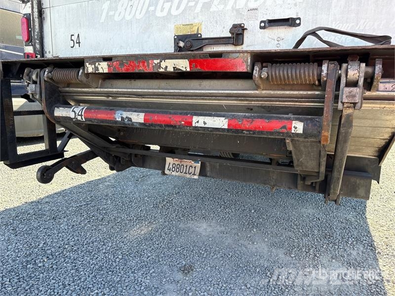 Hino 268 شاحنات ذات هيكل صندوقي
