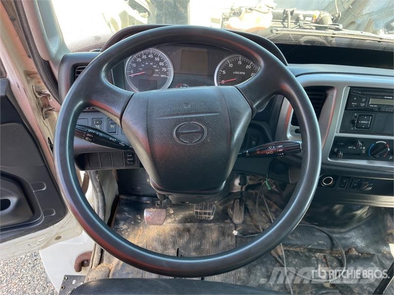 Hino 268 شاحنات بدرجة حرارة قابلة للضبط
