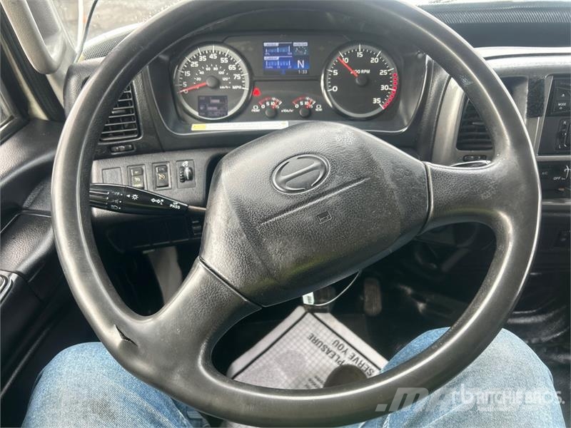 Hino 268 탑차 트럭