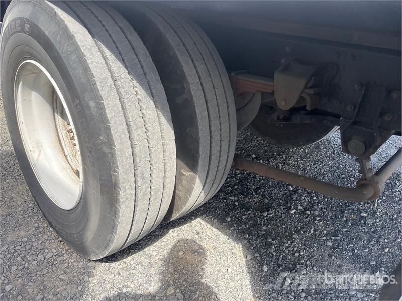 Hino 268 ボックスボディー、ウイング、箱車