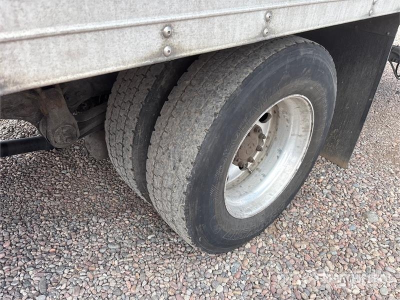 Hino 268 Skříňová nástavba
