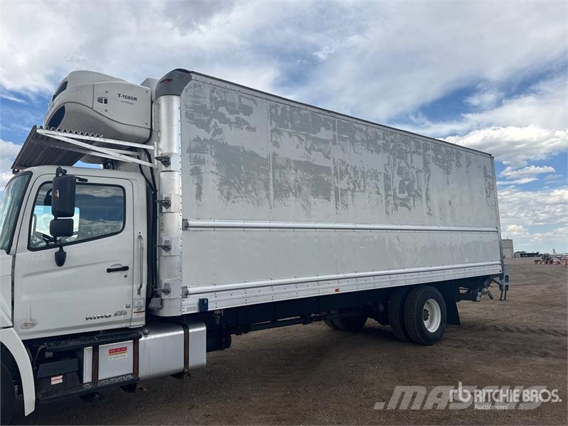 Hino 268 شاحنات بدرجة حرارة قابلة للضبط