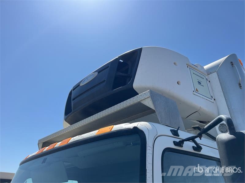 Hino 268 شاحنات بدرجة حرارة قابلة للضبط