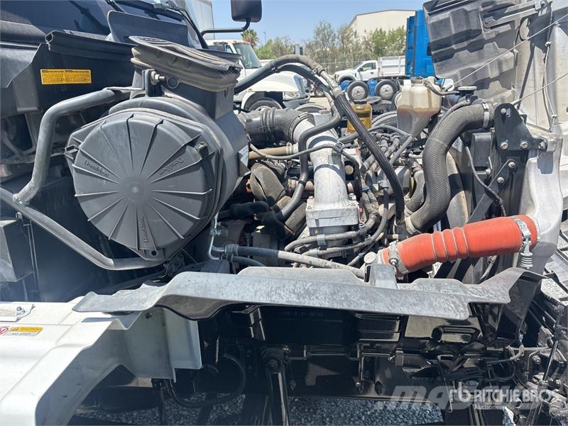 Hino 268 Bergungsfahrzeuge