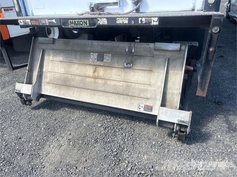 Hino 268 ボックスボディー、ウイング、箱車