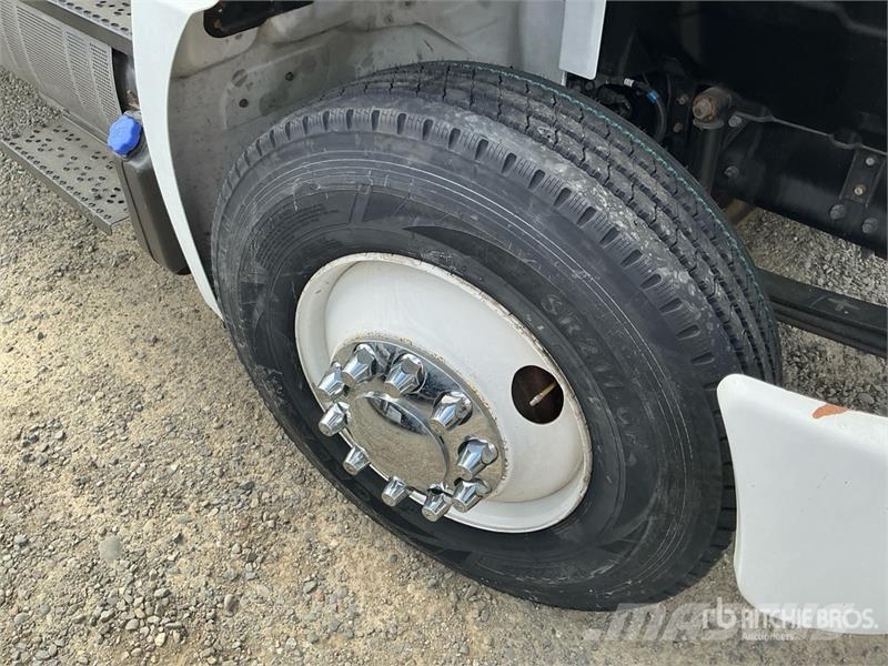 Hino 268 Dobozos teherautók
