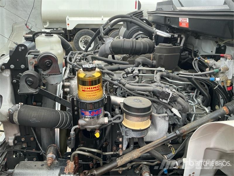 Hino 268 Dobozos teherautók