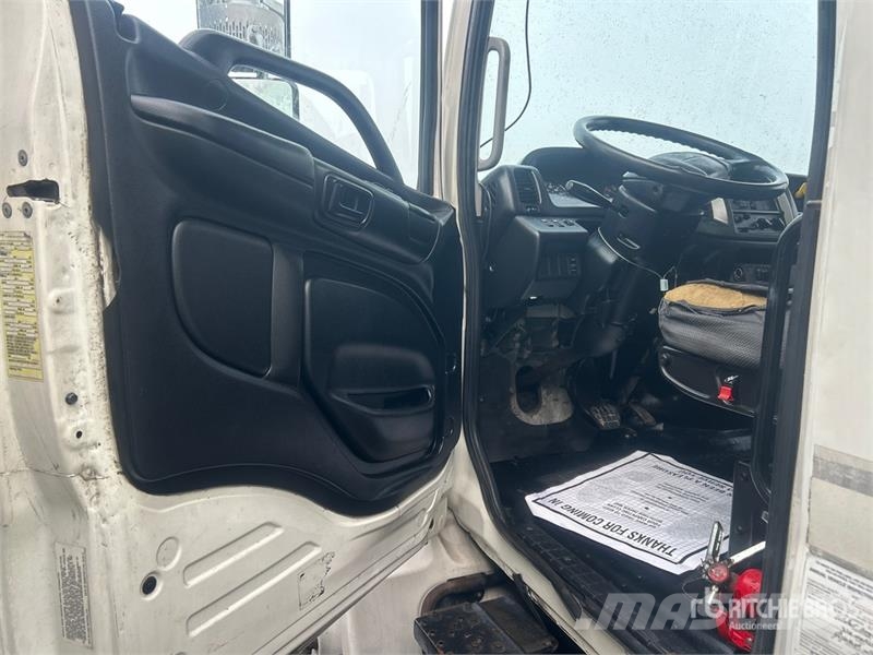 Hino 268 탑차 트럭