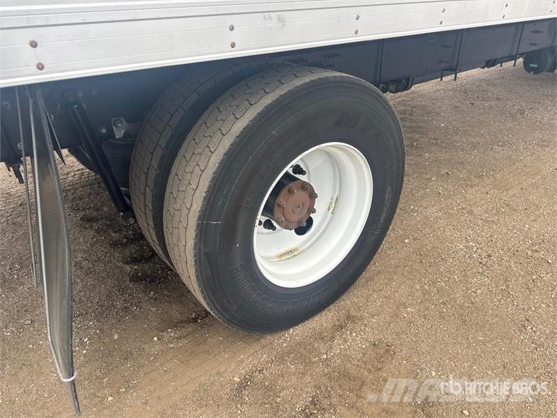 Hino 268 شاحنات بدرجة حرارة قابلة للضبط