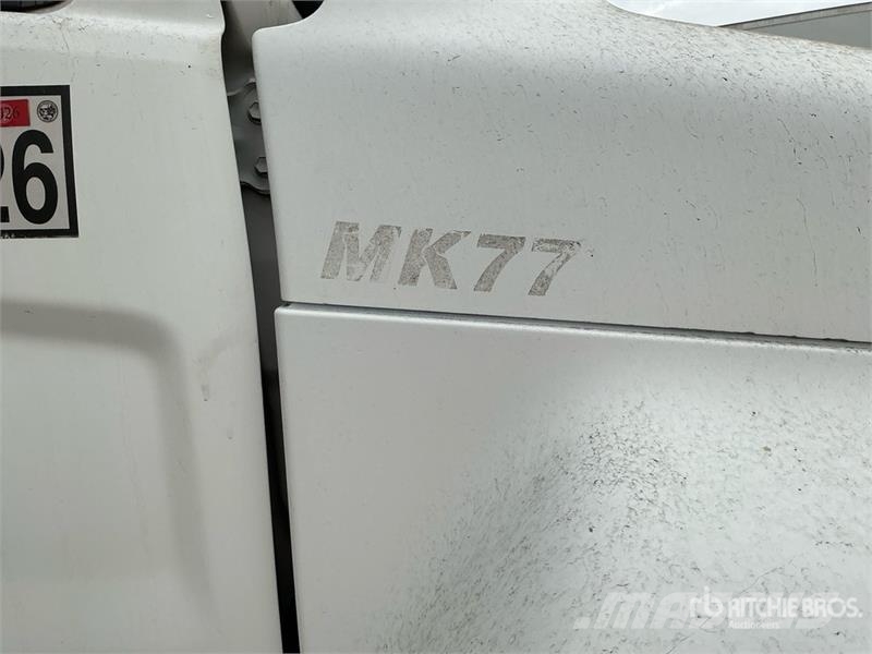 Hino 268 Dobozos teherautók