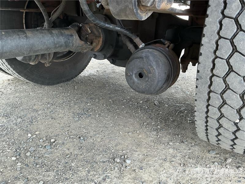 Hino 268 Dobozos teherautók