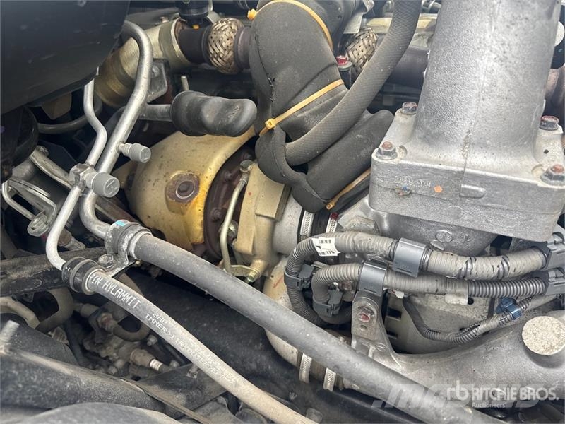 Hino 268 شاحنات بدرجة حرارة قابلة للضبط