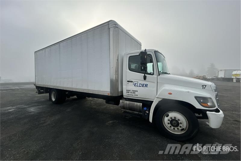 Hino 268 탑차 트럭