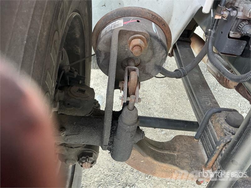 Hino 268 Dobozos teherautók