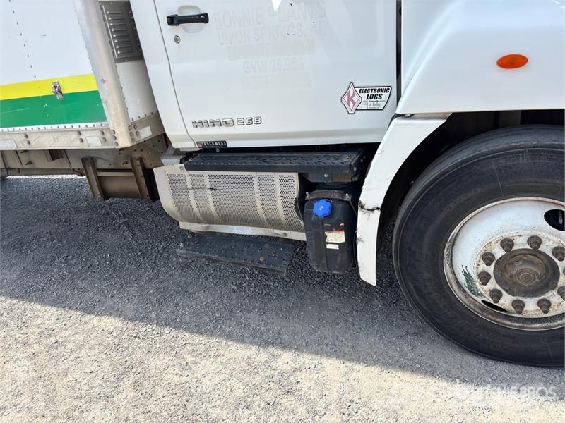 Hino 268 Kofferaufbau