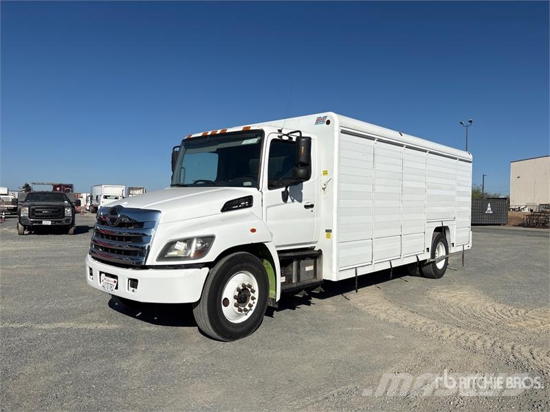 Hino 268 Beverage Truck Getränkewagen