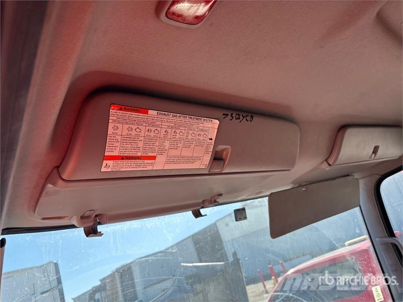 Hino 268A 4x2 Van Truck Camiones caja cerrada