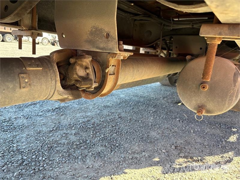 Hino 268A 4x2 Van Truck Camiones caja cerrada