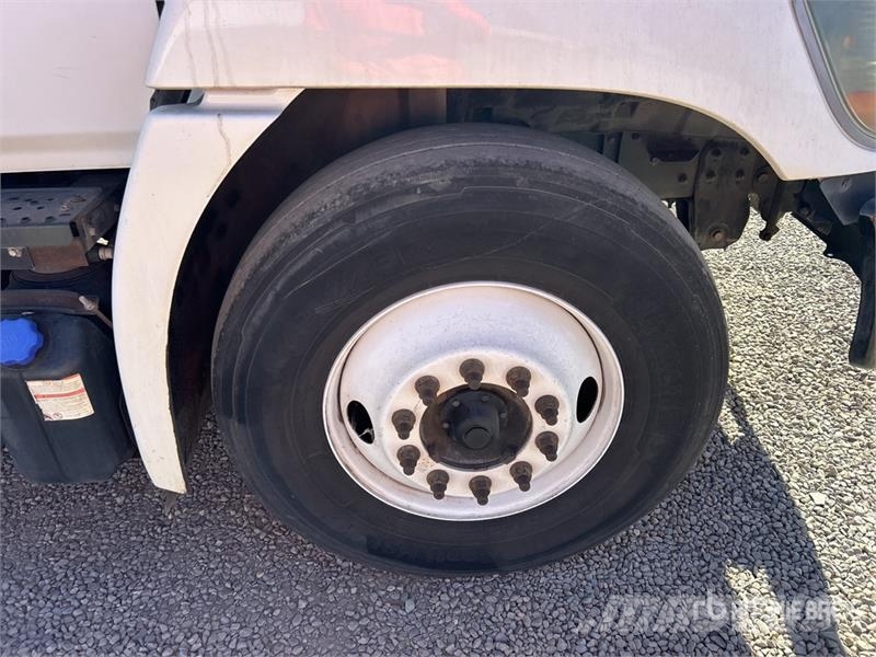 Hino 338 Kravas automašīnas - refrižeratori