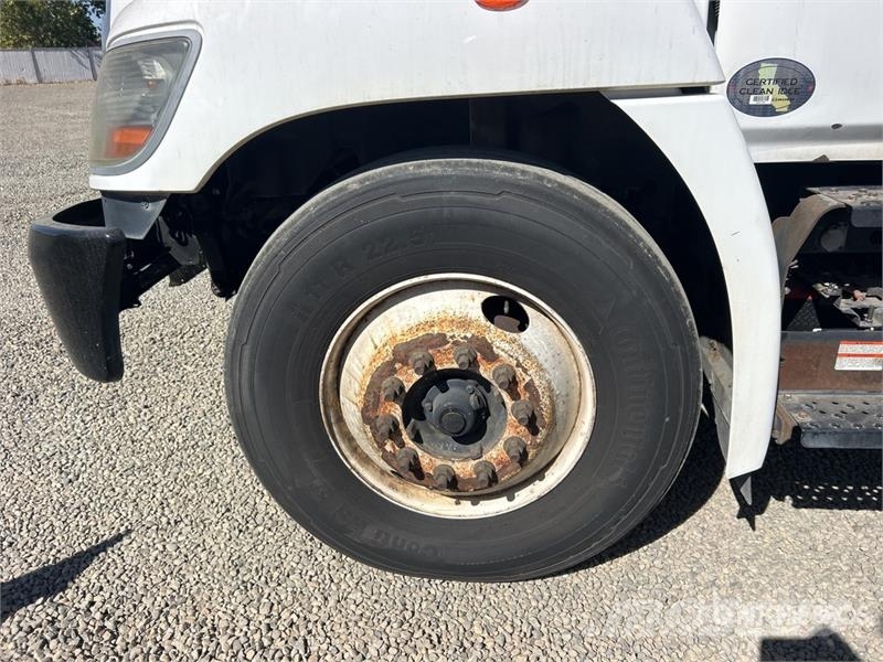 Hino 338 Kravas automašīnas - refrižeratori